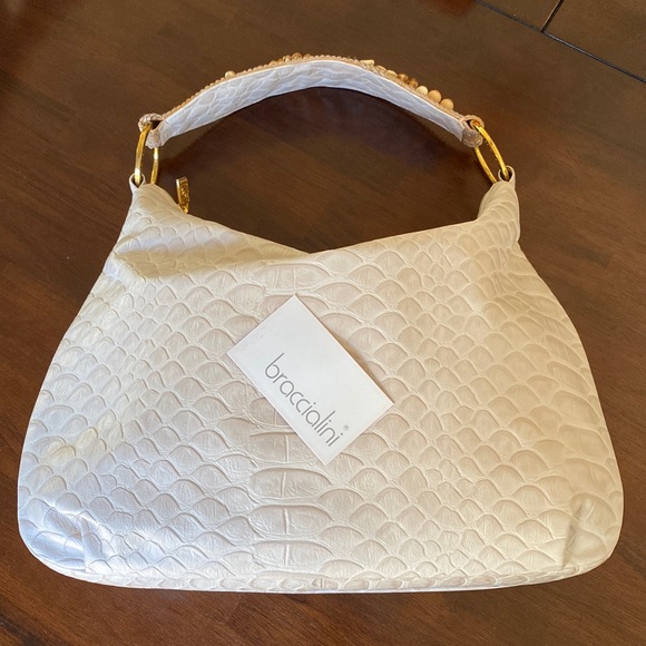 Braccialini Handbags - NWOT Braccialini Hangbag in Cream